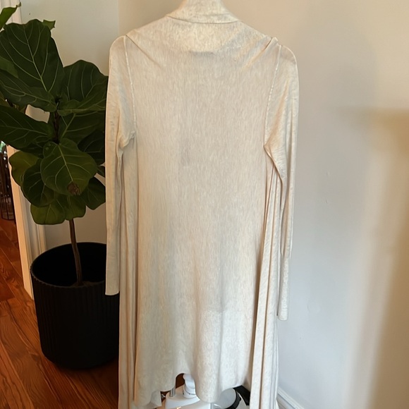 Tes Baker long wrap oatmeal sweater - Picture 4 of 7